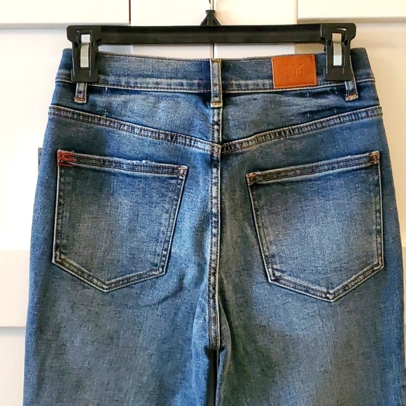 NWT Urban Outfitters BDG High Cuff Skinny Jeans 💙 - Picture 7 of 7